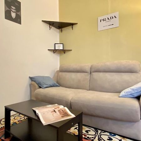 ミラノ• Cozy House • 10 Min Rho Fieraアパートメント エクステリア 写真